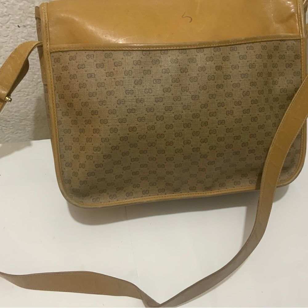 Gucci vintage Shoulder Bag Beige 001 105 5530 Leather PVC  Flap Magnet - Picture 11 of 16